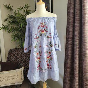 Umgee Off the Shoulder Embroidered Dress - NWT - Size S